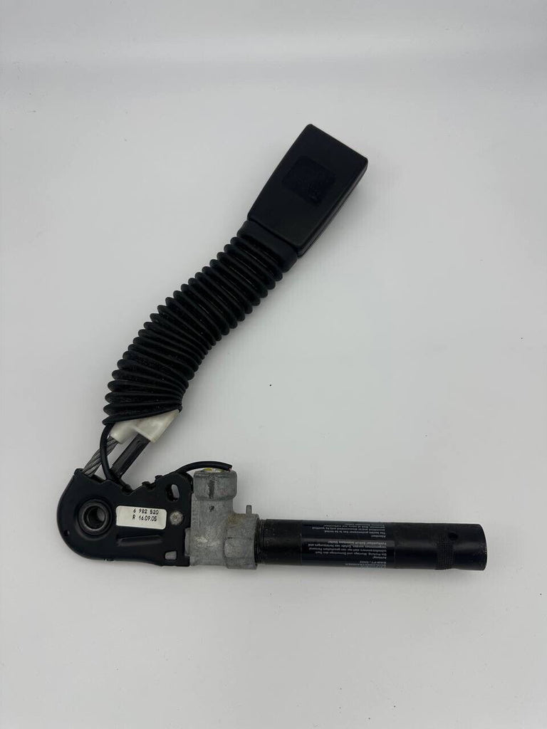 Boucle de ceinture de sécurité côté passager droit pour BMW Série 5 2004-2010 OEM 6982520