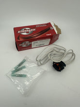 Load image into Gallery viewer, BMW 2006-2010 M5 M6 S85Engine Camshaft Position Sensor Connector Standard S-1038