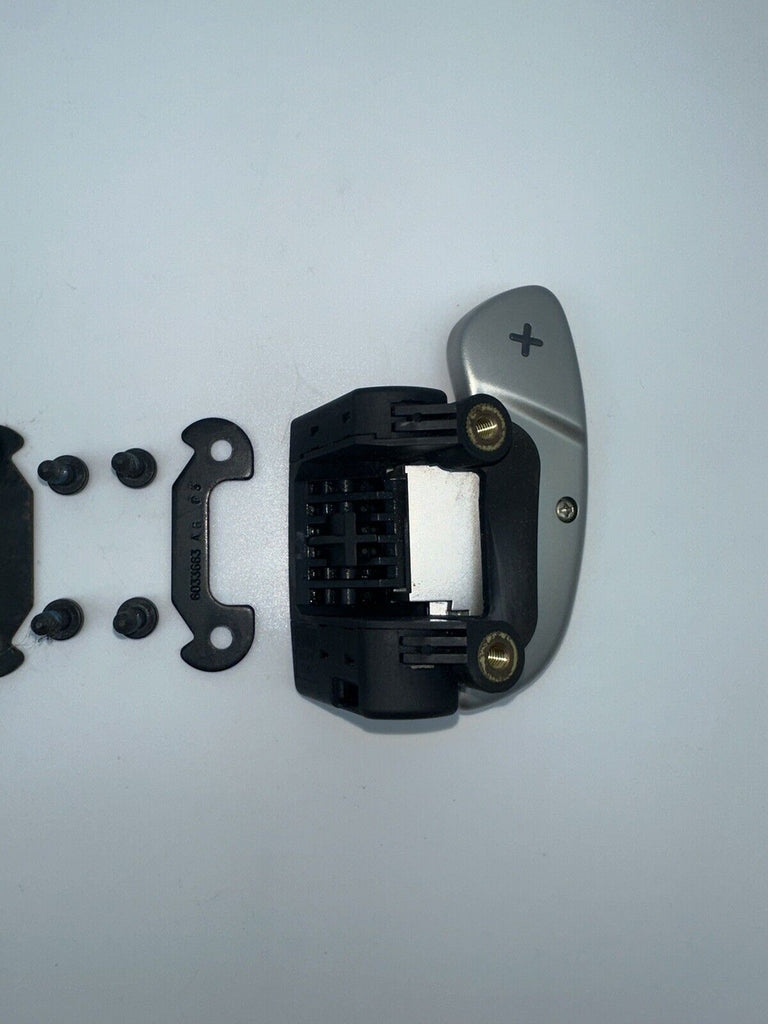 Palettes de changement de vitesse gauche et droite BMW SMG 3 - BMW d'origine 61317840985/61317840986