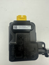 Load image into Gallery viewer, TESLA 3 / Y PIGTAIL OCS FILTER &CABLE 1509279-00-B  1505034-00-B  1517054-00-A