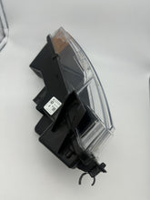 Charger l&#39;image dans la galerie, Feu antibrouillard clignotant passager droit Tesla Model 3 17-23 1077390-00-F
