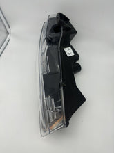 Charger l&#39;image dans la galerie, Feu antibrouillard clignotant passager droit Tesla Model 3 17-23 1077390-00-F