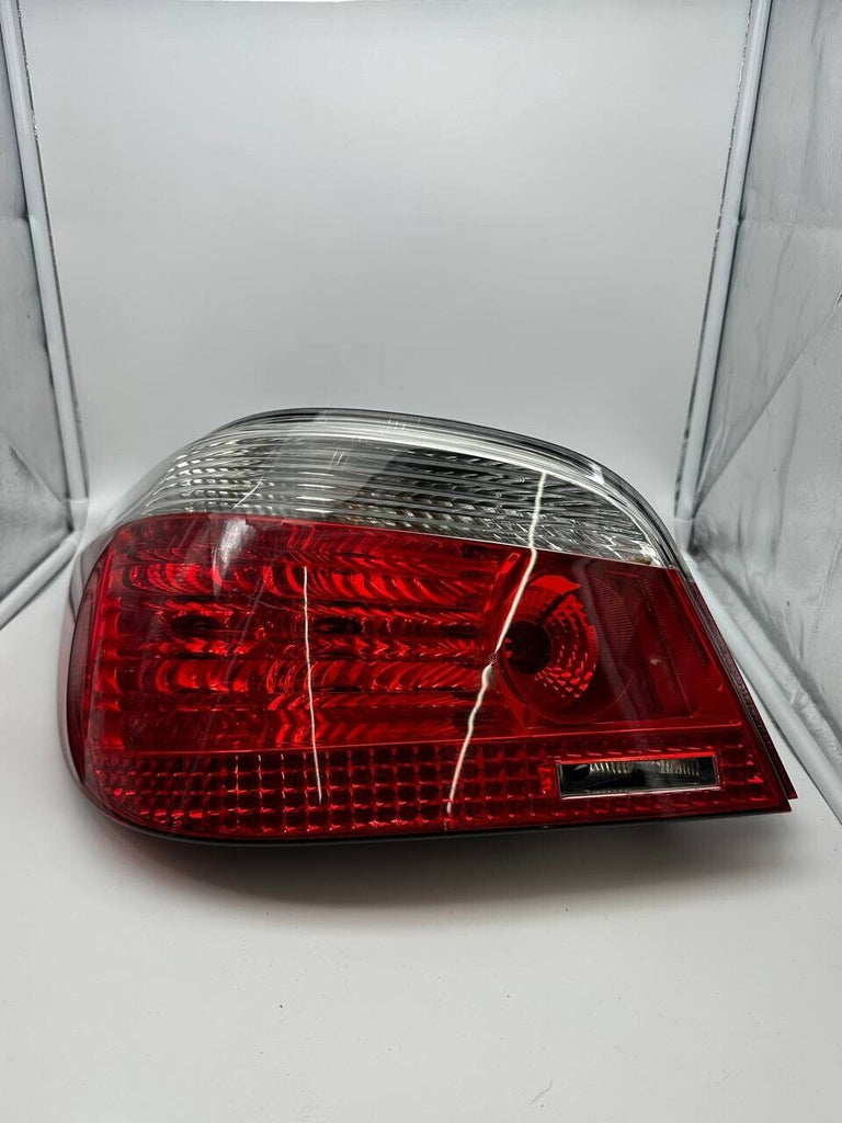 Feu arrière gauche côté conducteur pour BMW Série 5 M5 E60 2004-2007 OEM 7165739