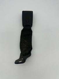 Récepteur de boucle de ceinture de sécurité arrière centrale inférieure pour BMW E60 550I 2006-2010 OEM 7059774