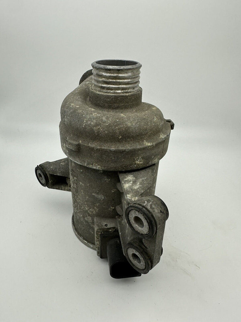 Pompe à eau électrique 862509802 (BC43) pour BMW 135 235 335 535 435xi (2011-2016)