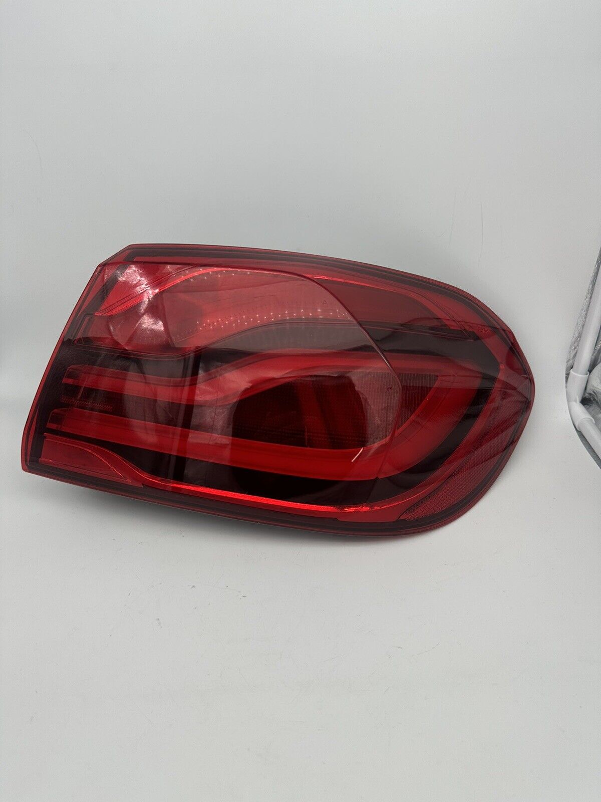 Feu arrière extérieur droit pour BMW 430 440 Coupé 2017-2020 OEM/ 63218496526-02