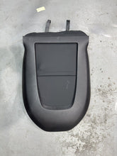 Charger l&#39;image dans la galerie, Garniture de panneau arrière de siège avant gauche ou droit de la première rangée pour Tesla Model 3 2017-2022