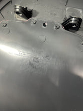 Charger l&#39;image dans la galerie, Garniture de panneau arrière de siège avant gauche ou droit de la première rangée pour Tesla Model 3 2017-2022