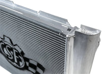 Charger l'image dans la galerie, BMW S85 High Performance Radiator - CSF Racing 7218
