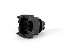 Charger l'image dans la galerie, BMW Plug Housing - Genuine BMW 12521427615