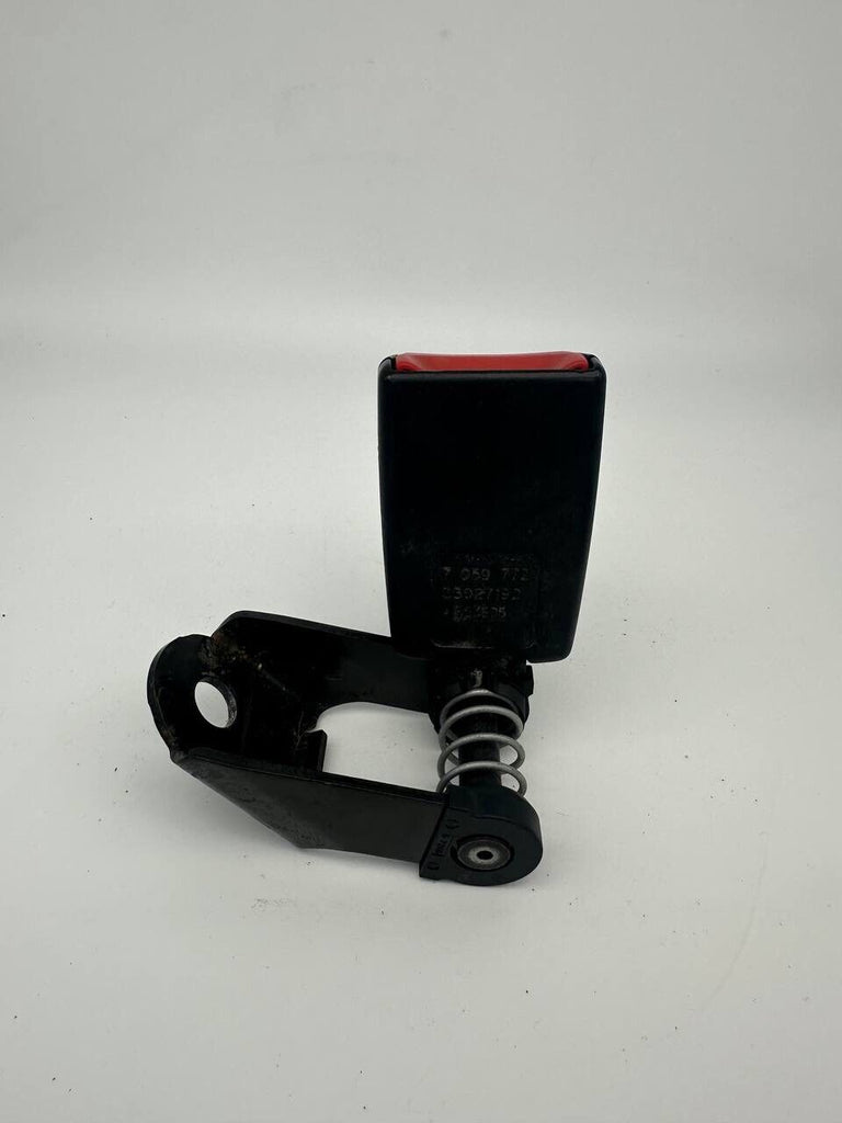 Boucle de ceinture de sécurité arrière droite pour BMW Série 5 E60 E61 E63 2006-2010 OEM 7059772