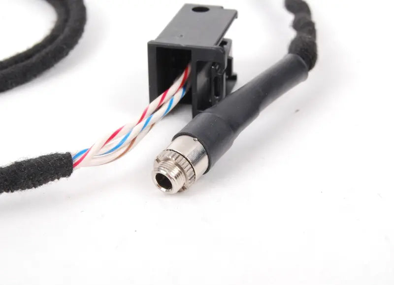 BMW AUX And USB Lead (1830mm) - Genuine BMW 61116939453