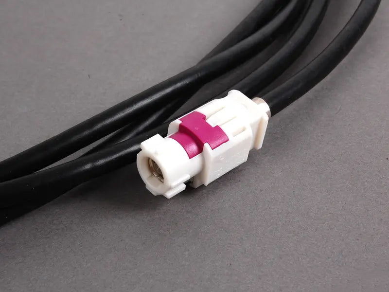 BMW Connecting Line USB-HUB (2330mm) - Genuine BMW 61119129360