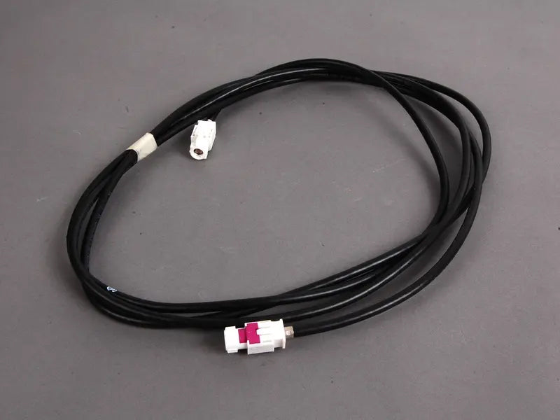 BMW Connecting Line USB-HUB (2330mm) - Genuine BMW 61119129360