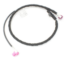 Charger l'image dans la galerie, BMW CIC Display Connecting Lead (L= 850mm) - Genuine BMW 61119185171