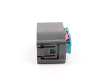Charger l'image dans la galerie, BMW Socket Housing (12 Pol) - Genuine BMW 61138373632