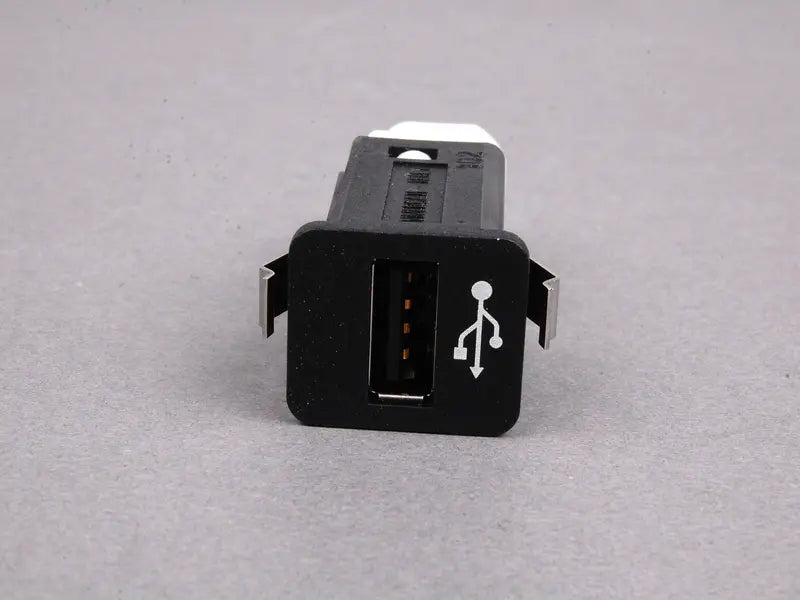 BMW USB Socket - Genuine BMW 84109237656