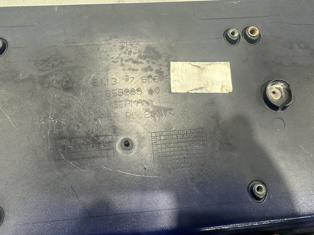 Cache-coffre d'origine BMW 5 E60 M5, plaque d'immatriculation américaine 51138043223