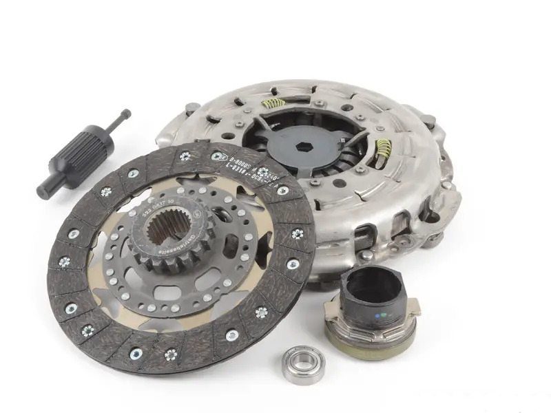 BMW S85 Manual Transmission Clutch Kit - LuK 21212283648
