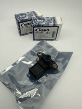 Load image into Gallery viewer, MAP Manifold Absolute Pressure Sensor-Eng Code: N52, E70, E90 VEMO V20-72-5288
