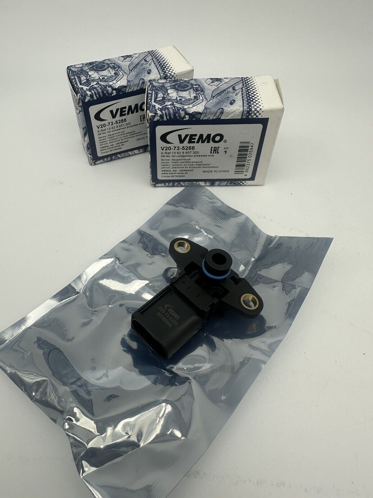 MAP Manifold Absolute Pressure Sensor-Eng Code: N52, E70, E90 VEMO V20-72-5288