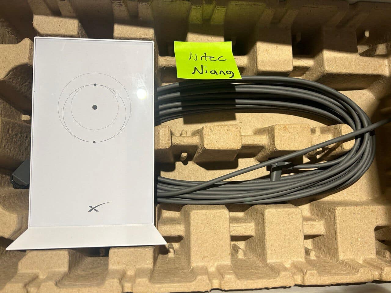 Starlink V2 Satellite Dish Kit with Router - UTA-212 & UTR-211