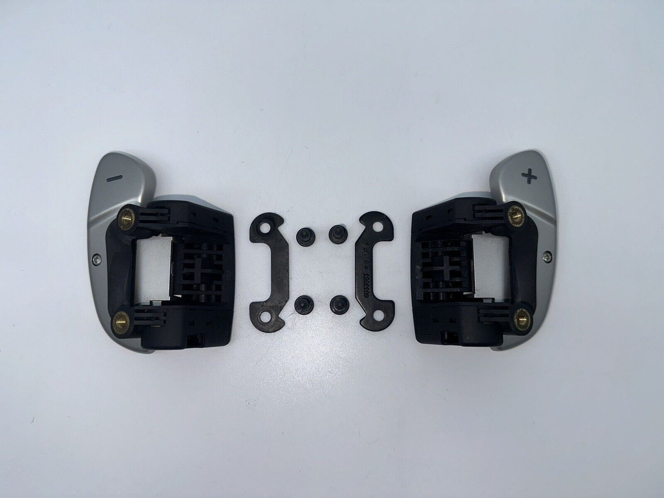 Palettes de changement de vitesse BMW d'occasion Gauche et Droite SMG 3 - Véritable BMW 61317840985 / 61317840986